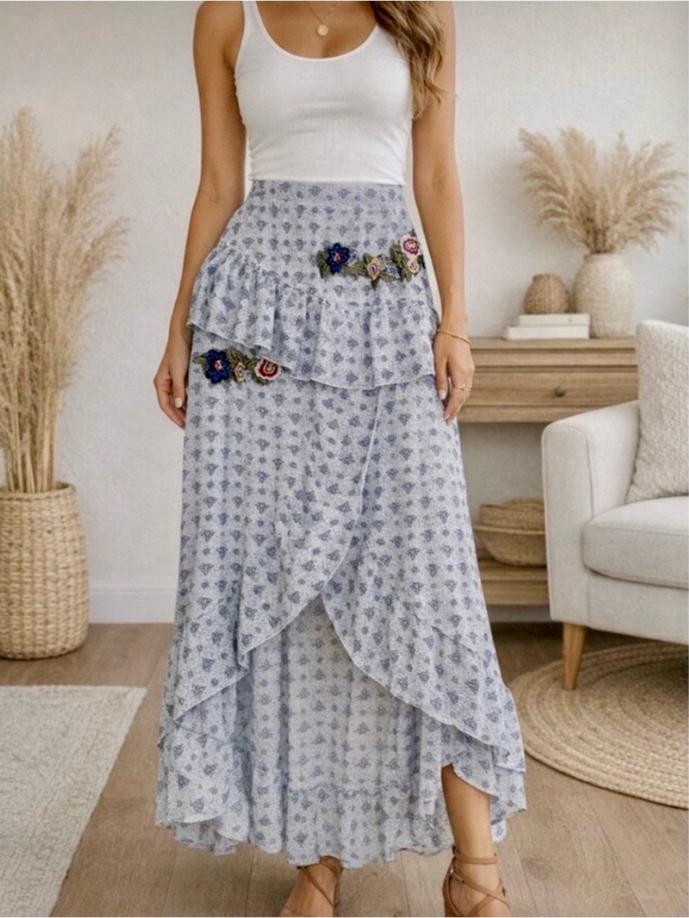 Super Cute Jase Blue/White Floral Ruffle Layers Embroidered Boho Skirt Sz M